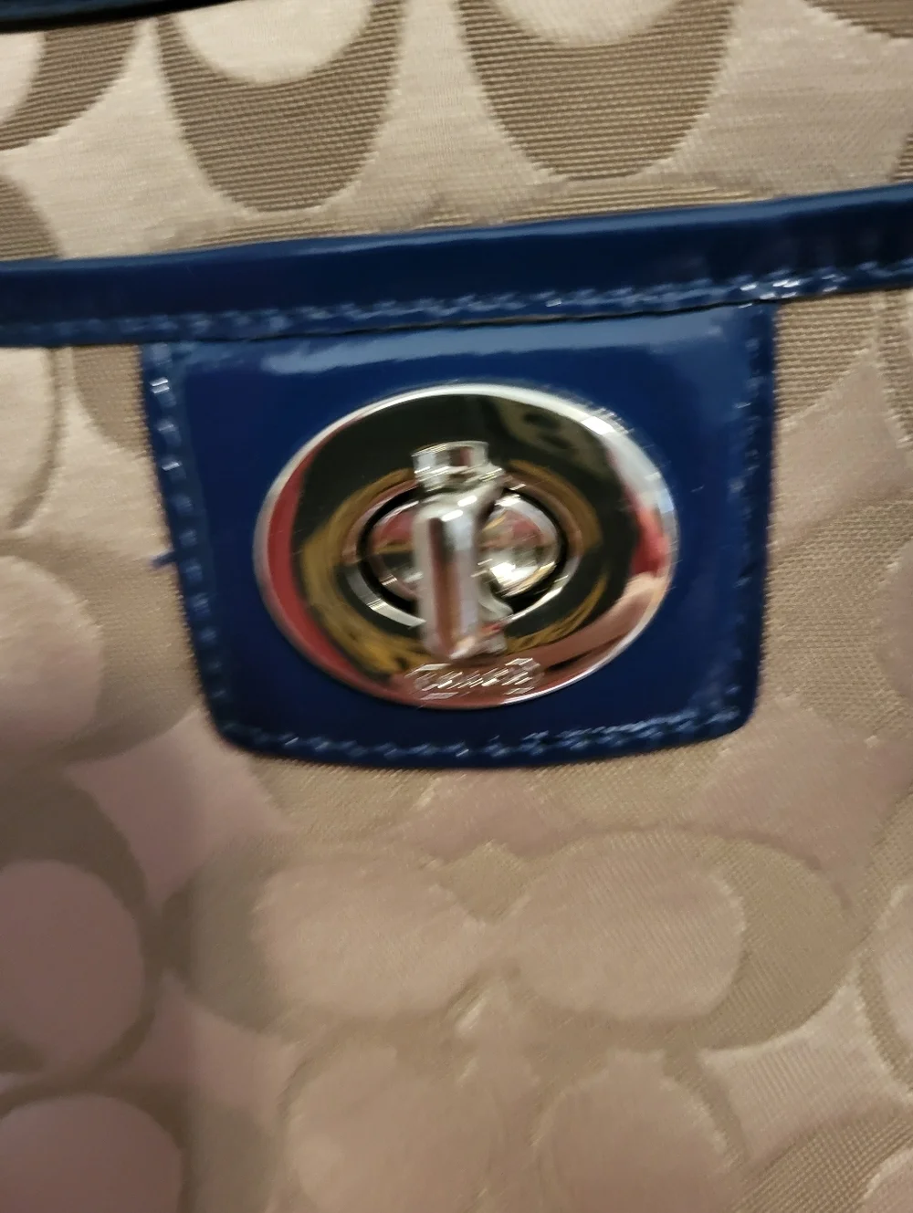Coach PENELOPE SIGNATURE SATEEN Hippee Crossbody